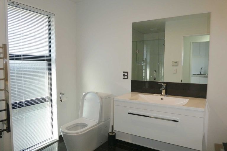 Photo of property in 93 Edgeware Road, St Albans, Christchurch, 8014