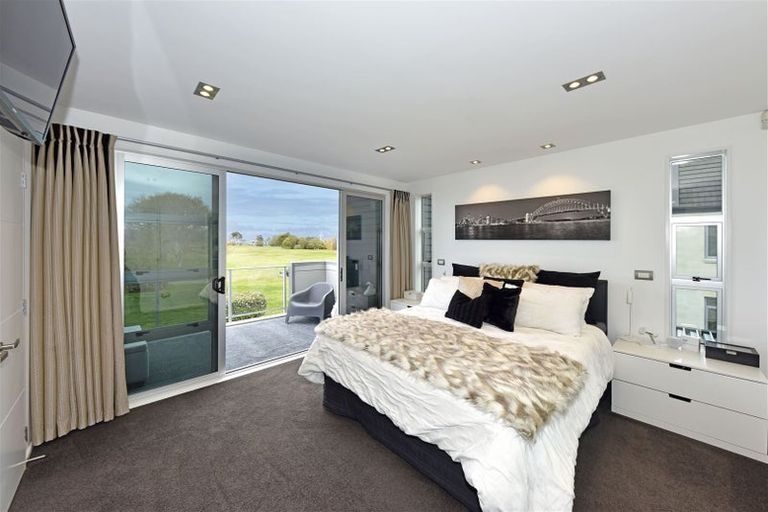 Photo of property in 36 Birkdale Drive, Shirley, Christchurch, 8061