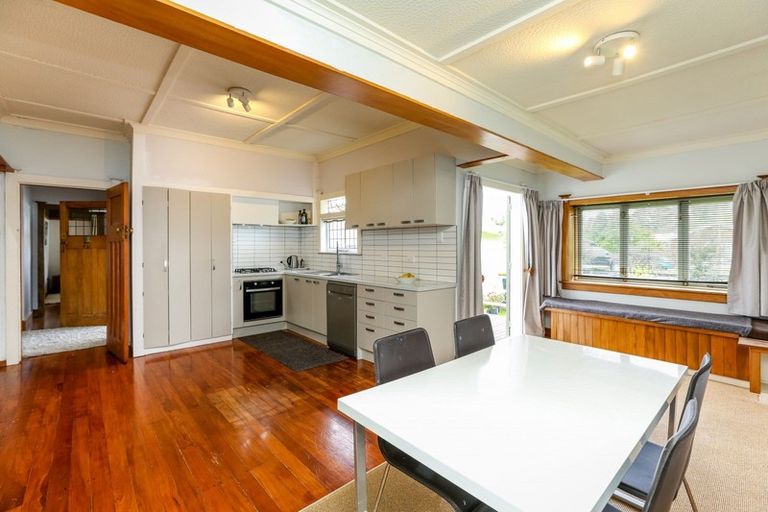 Photo of property in 24 Cumming Street, Okato, 4335