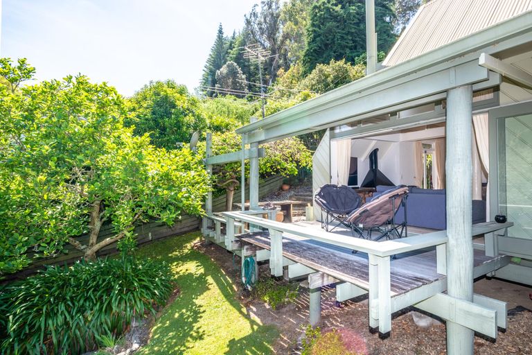Photo of property in 15 Stanford Crescent, Whataupoko, Gisborne, 4010