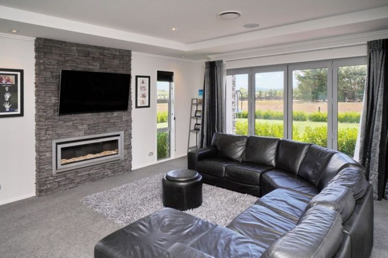 Photo of property in 72 Tupelo Place, Swannanoa, Rangiora, 7476