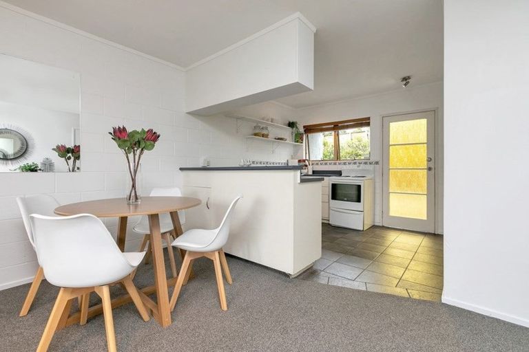 Photo of property in 5/22a Church Street, Northcote Point, Auckland, 0627