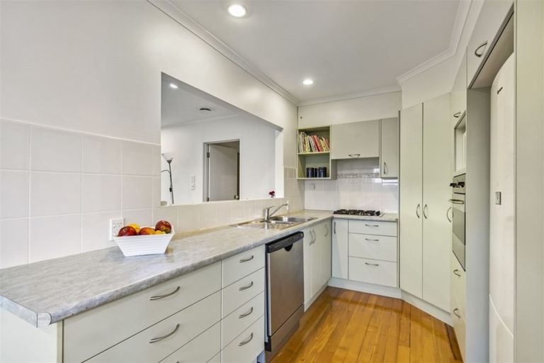 Photo of property in 79 Balmain Road, Birkenhead, Auckland, 0626