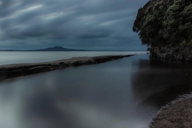 Photo of property in 9 Lyons Avenue, Murrays Bay, Auckland, 0630