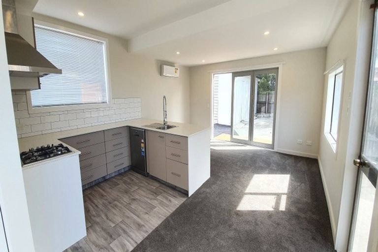 Photo of property in 33 Randolph Street, Woolston, Christchurch, 8062