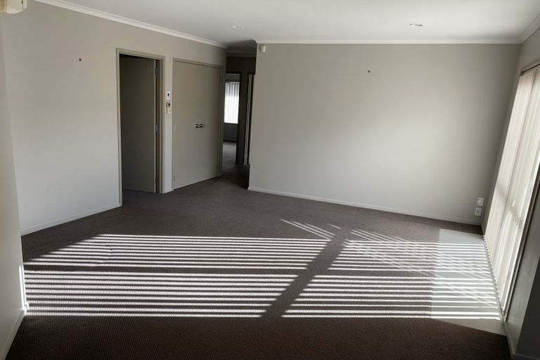 Photo of property in 57 Farringdon Avenue, Rototuna North, Hamilton, 3210