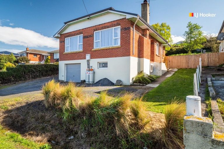 Photo of property in 299 Main South Road, Green Island, Dunedin, 9018