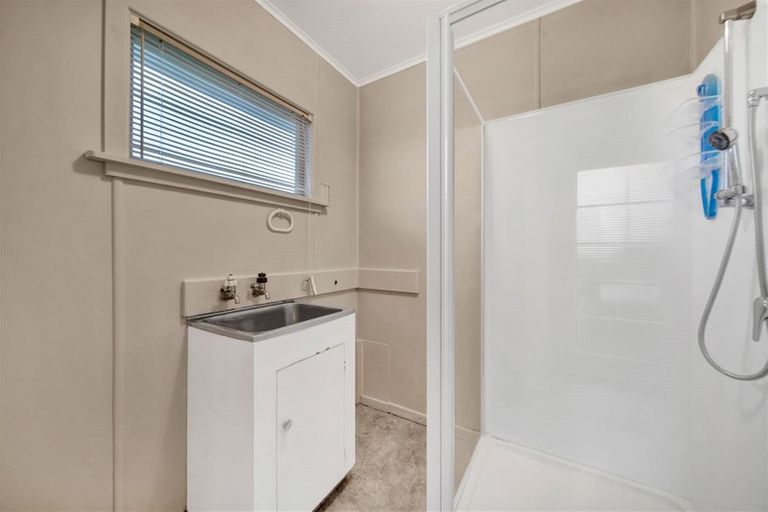 Photo of property in 2/15a Sole Avenue, Bell Block, New Plymouth, 4312