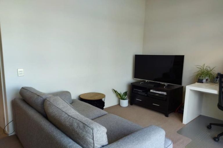 Photo of property in The Grange, 100/92 Bush Road, Albany, Auckland, 0632