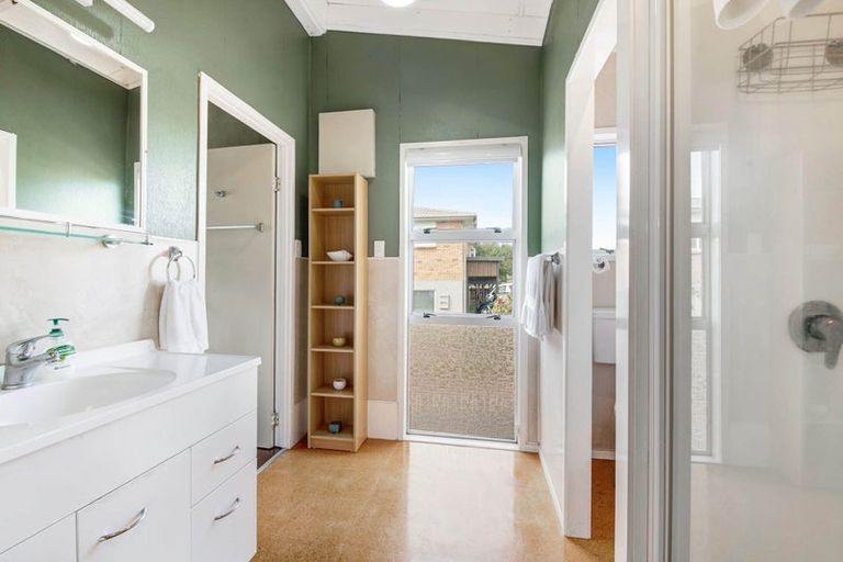 Photo of property in 26 Kawau View Road, Snells Beach, 0920