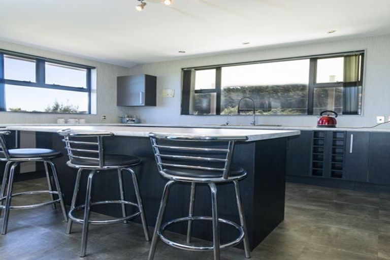 Photo of property in 3 Lakeview Drive, Foxton Beach, Foxton, 4815