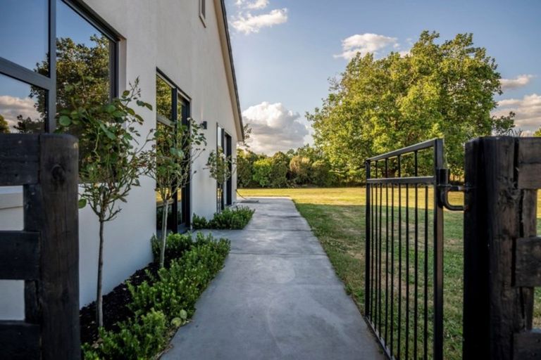 Photo of property in 98 Tamahere Drive, Tamahere, Hamilton, 3283