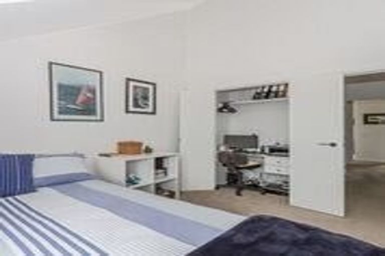 Photo of property in 146 Harbour Village Drive, Gulf Harbour, Whangaparaoa, 0930
