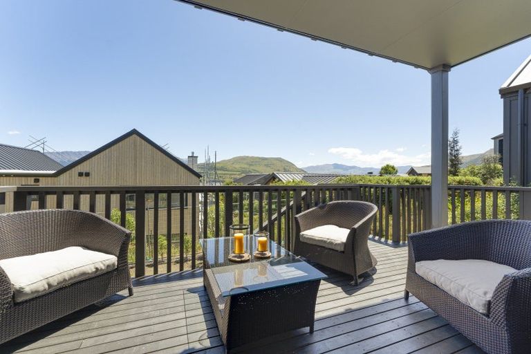 Photo of property in 5a Glenelg Lane, Jacks Point, 9371