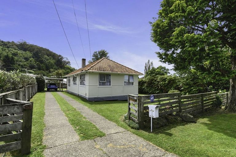 Photo of property in 35 Park Road, Western Heights, Rotorua, 3015