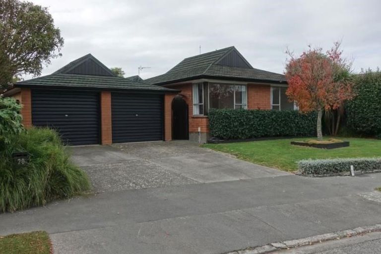 Photo of property in 20 Broadfell Avenue, Avonhead, Christchurch, 8042