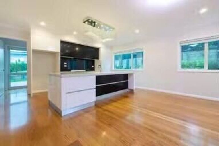 Photo of property in 32 Miller Rise, Silverdale, 0932