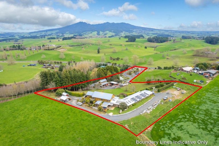 Photo of property in 240 Te Pahu Road, Te Pahu, 3285