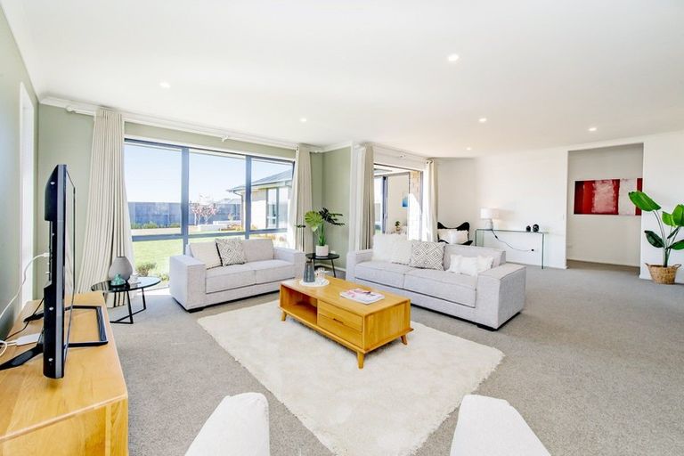 Photo of property in 39 Bradbury Avenue, Rolleston, 7614