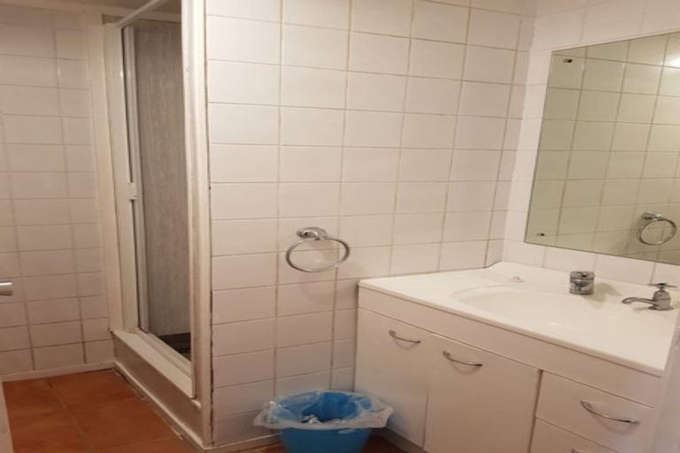 Photo of property in 51a Mellons Bay Road, Mellons Bay, Auckland, 2014