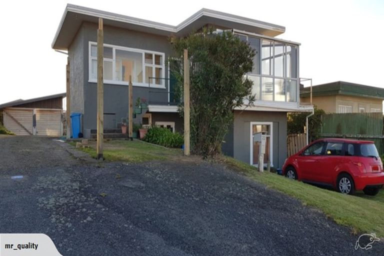 Photo of property in 22 Nelson Street, Foxton Beach, Foxton, 4815