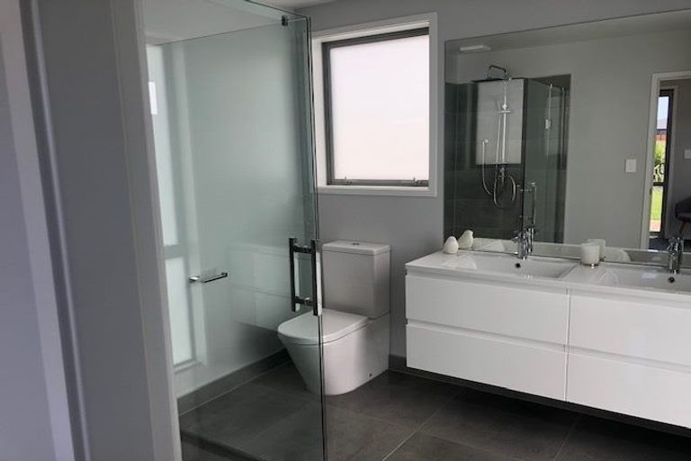 Photo of property in 72a The Boulevard, Papamoa Beach, Papamoa, 3118