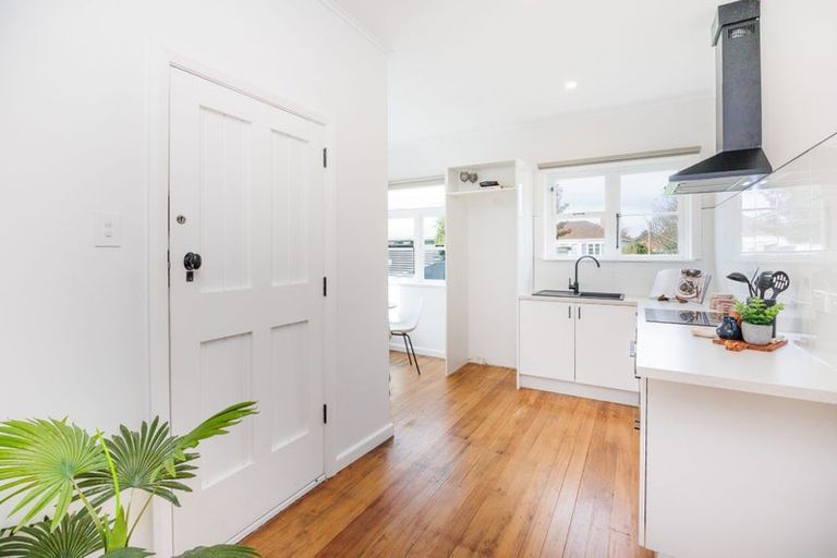 Photo of property in 260 College Street, West End, Palmerston North, 4412