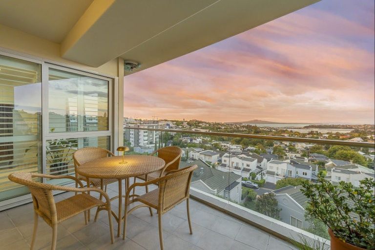 Photo of property in Oakridge Apartments, 703/10 Middleton Road, Remuera, Auckland, 1050