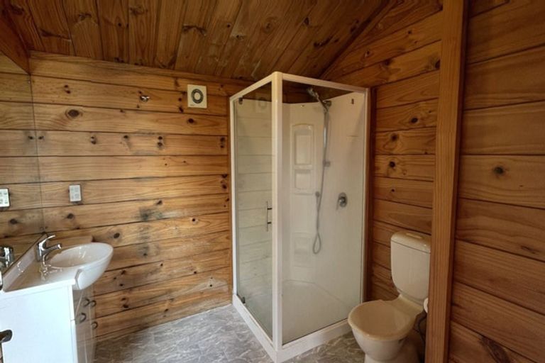 Photo of property in 82 Huia Street, Waikanae, 5036