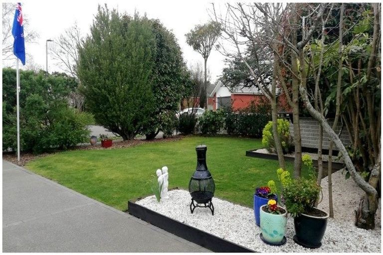 Photo of property in 15 Elwyn Place, Avonhead, Christchurch, 8042