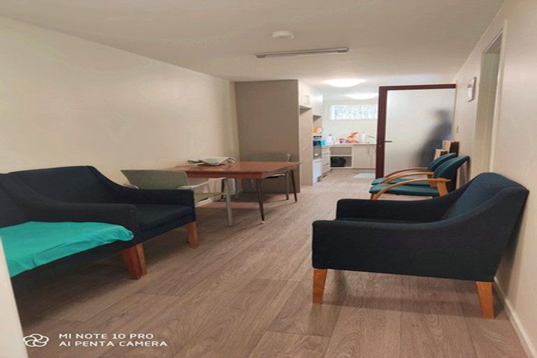 Photo of property in 57 Ayton Drive, Totara Vale, Auckland, 0629