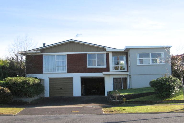 Photo of property in 13 Garden Heights Avenue, Glenview, Hamilton, 3206