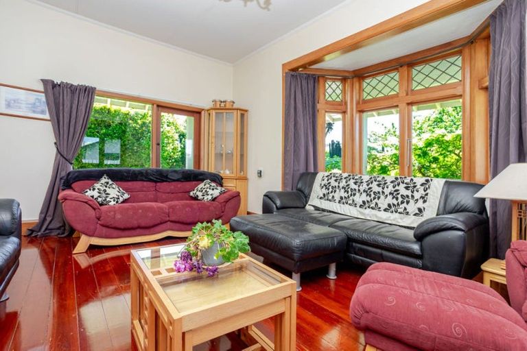Photo of property in 5 Victoria Avenue, Dannevirke, 4930