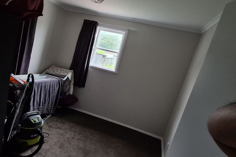 Photo of property in 125 Molesworth Street, Taita, Lower Hutt, 5011