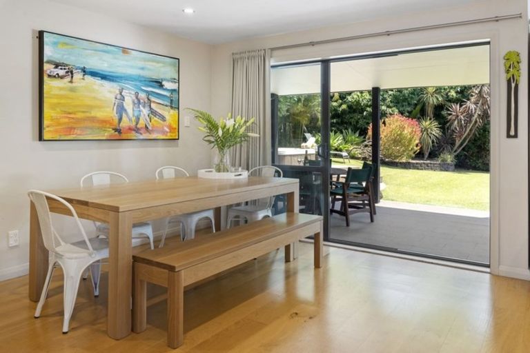 Photo of property in 86 Deep Creek Road, Torbay, Auckland, 0630
