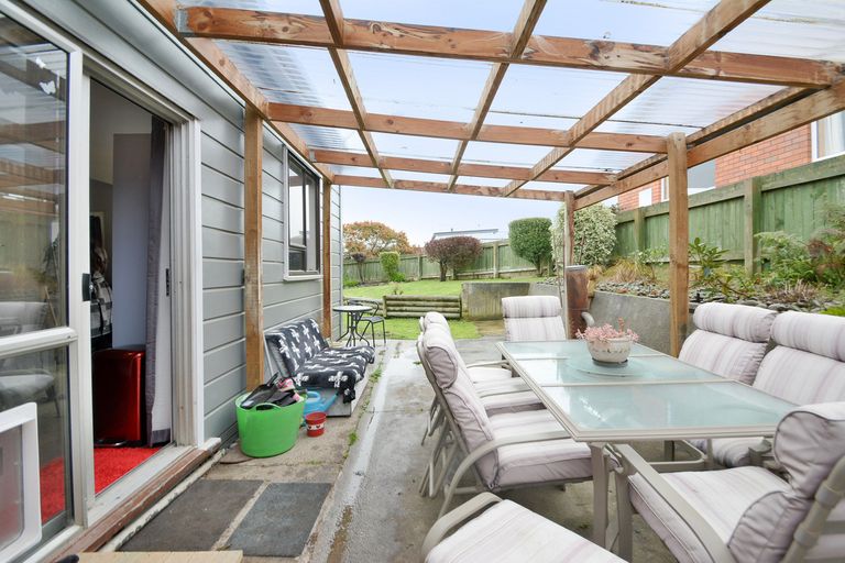 Photo of property in 2a Neill Street, Green Island, Dunedin, 9018