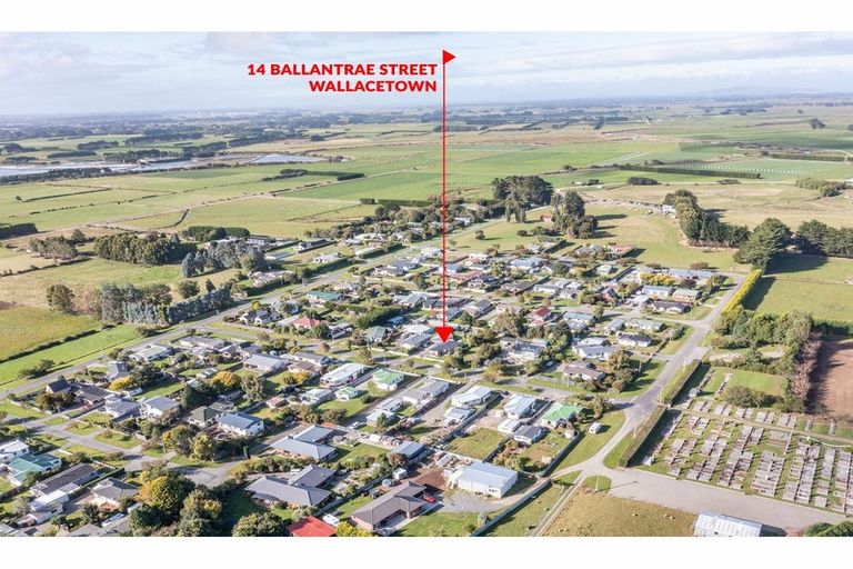 Photo of property in 14 Ballantrae Street, Wallacetown, 9816