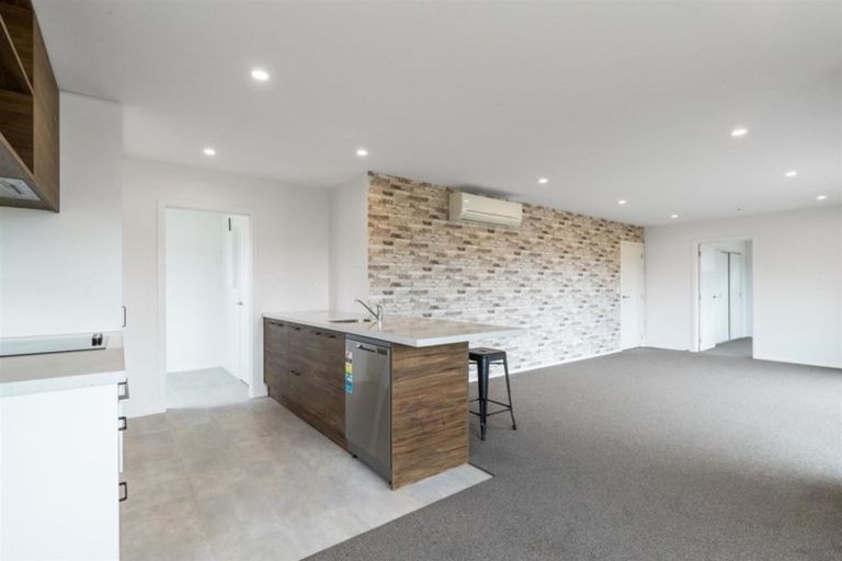 Photo of property in 14 Teal Place, Lake Hawea, Wanaka, 9382