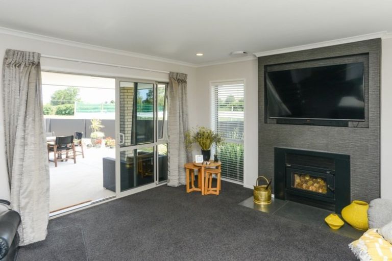 Photo of property in 106 Mount Herbert Road, Waipukurau, 4200