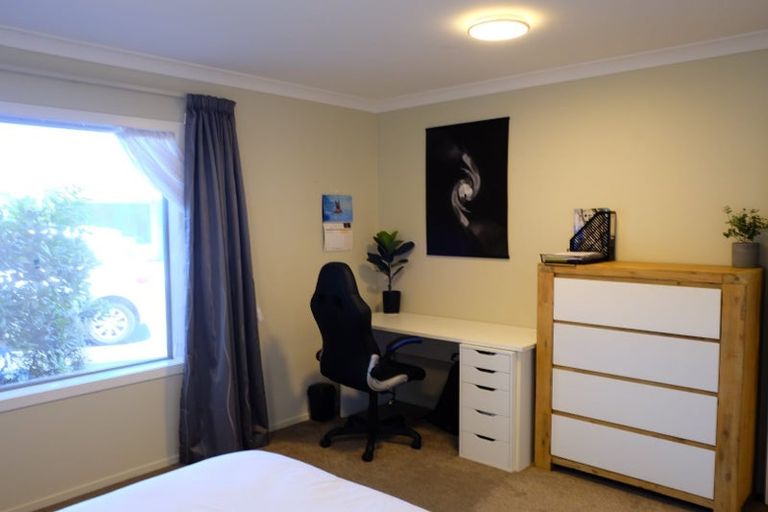 Photo of property in 4/19 Collins Avenue, Tawa, Wellington, 5028