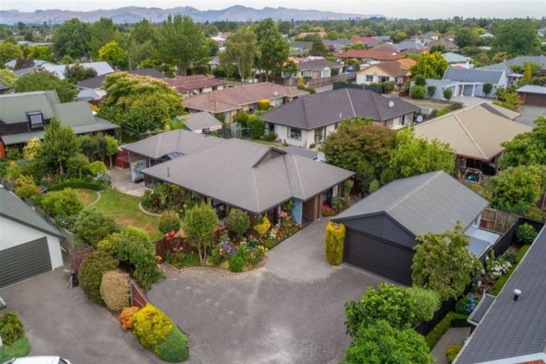 Photo of property in 8 Clotilda Place, Bishopdale, Christchurch, 8053