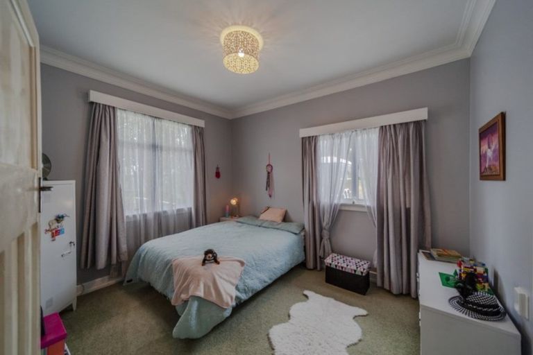 Photo of property in 5 Ruataniwha Street, Waipukurau, 4200