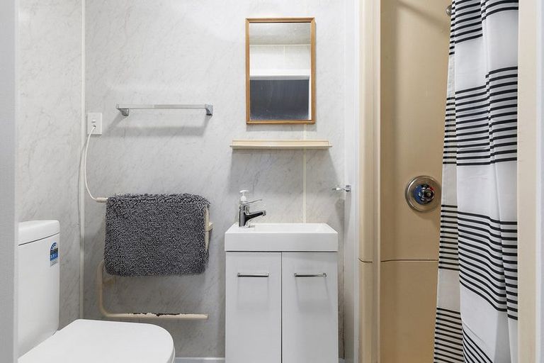 Photo of property in 22 Carvel Lane, Whitby, Porirua, 5024