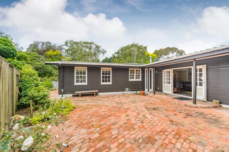 Photo of property in 273 Parewanui Road, Bulls, 4894