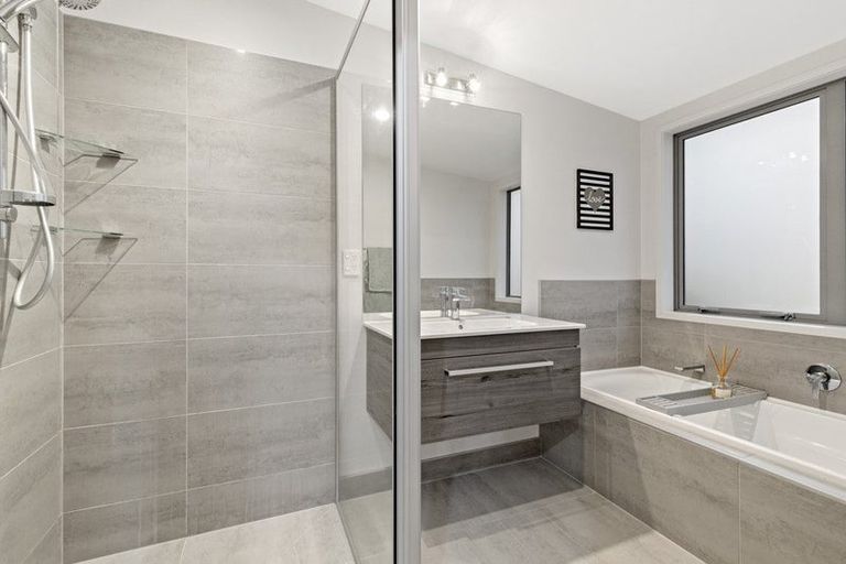 Photo of property in 44 Anselmi Ridge Road, Pukekohe, 2120