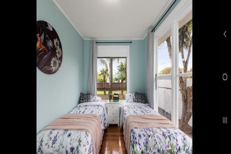 Photo of property in 32 Ward Crescent, Marewa, Napier, 4110