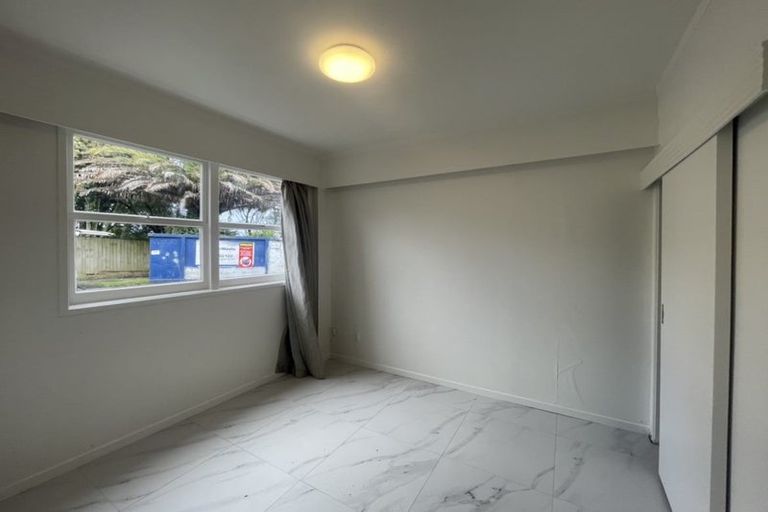 Photo of property in 30 Ramillies Place, Glenfield, Auckland, 0629