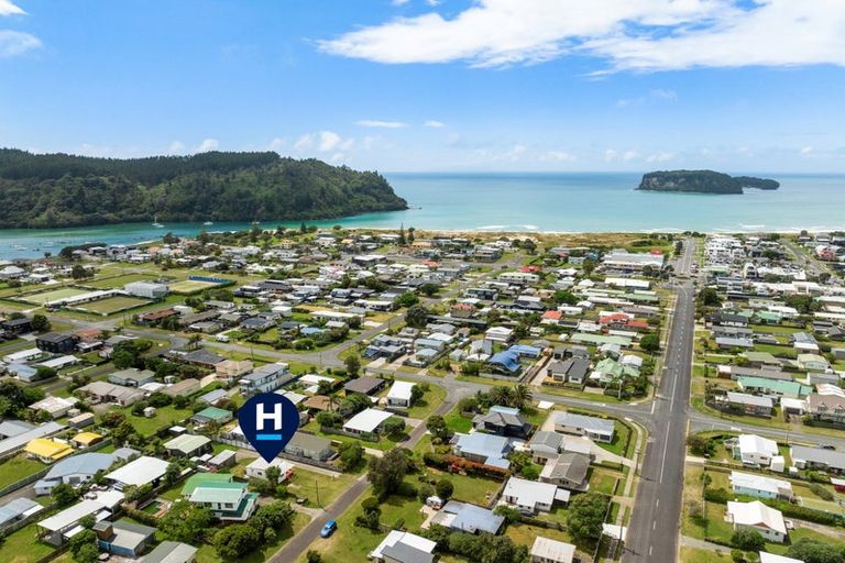 Photo of property in 104a The Square, Whangamata, 3620