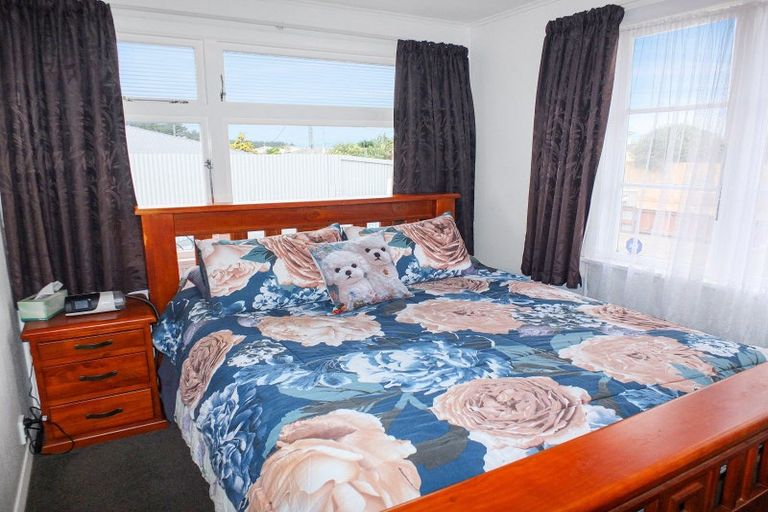 Photo of property in 15 Andrews Street, Foxton Beach, Foxton, 4815