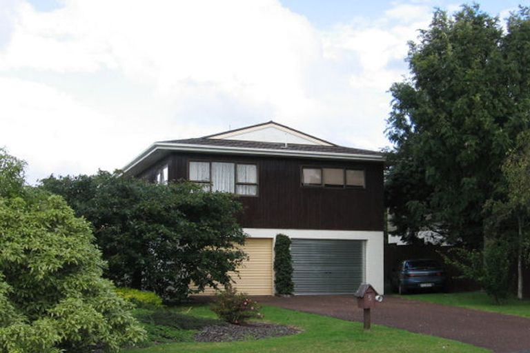 Photo of property in 5 Forsythe Place, Massey, Auckland, 0614